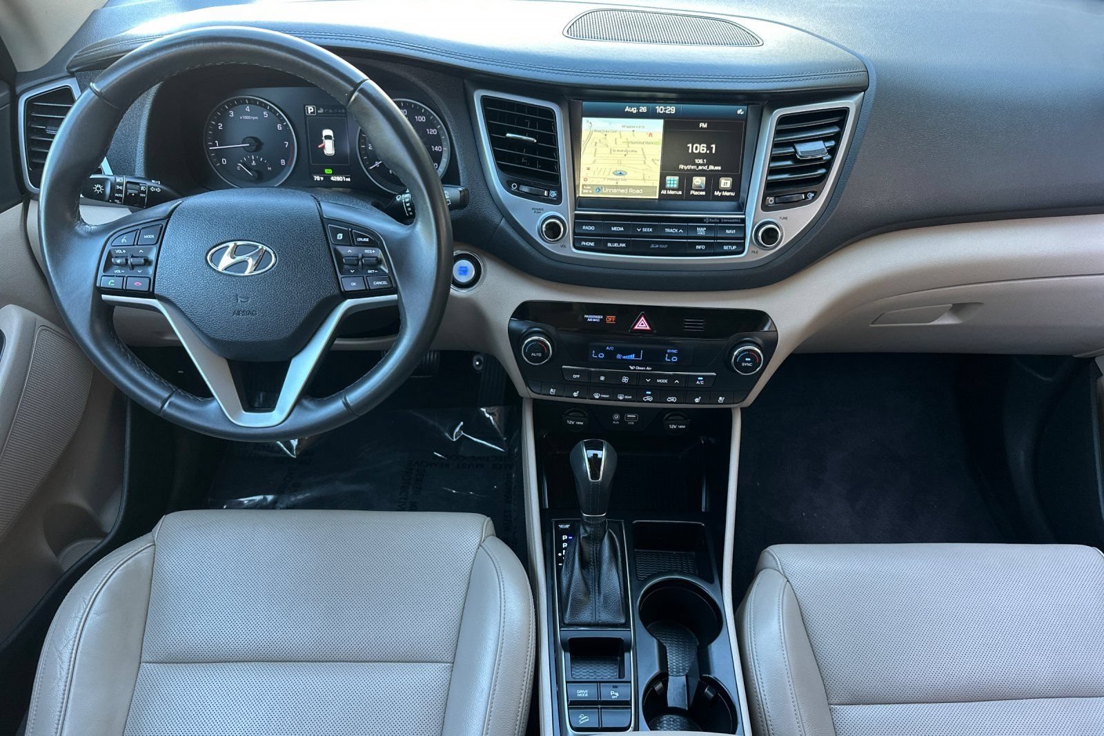 Used 2016 Hyundai Tucson Limited w/ Option Group 03 FWD image 15