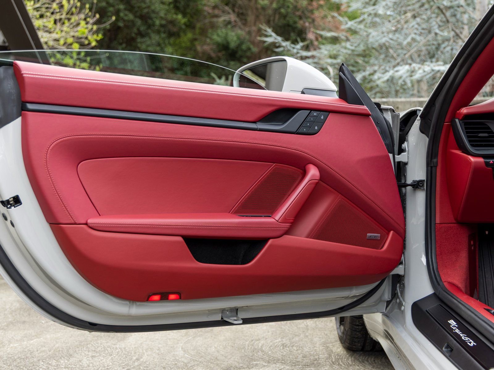 Certified 2024 Porsche 911 Targa 4 GTS image 26