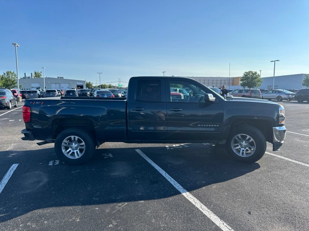Used 2019 Chevrolet Silverado 1500 LT w/ All Star Edition AWD/4WD image 12