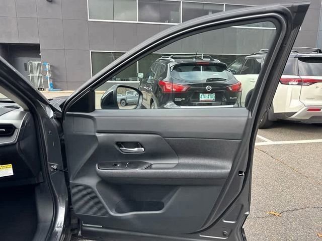 New 2026 Nissan Kicks SV w/ SV Premium Package AWD/4WD image 25