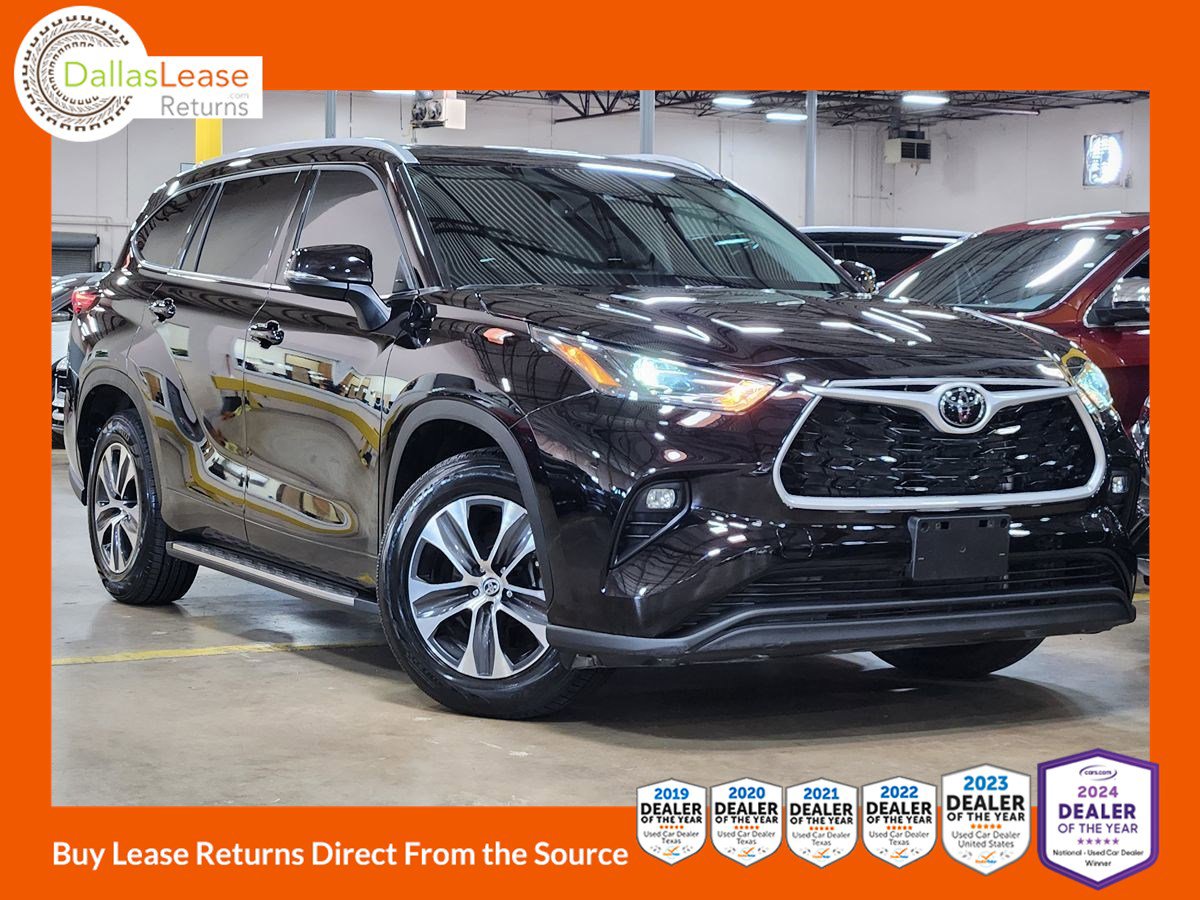 Used 2022 Toyota Highlander XLE FWD video 1