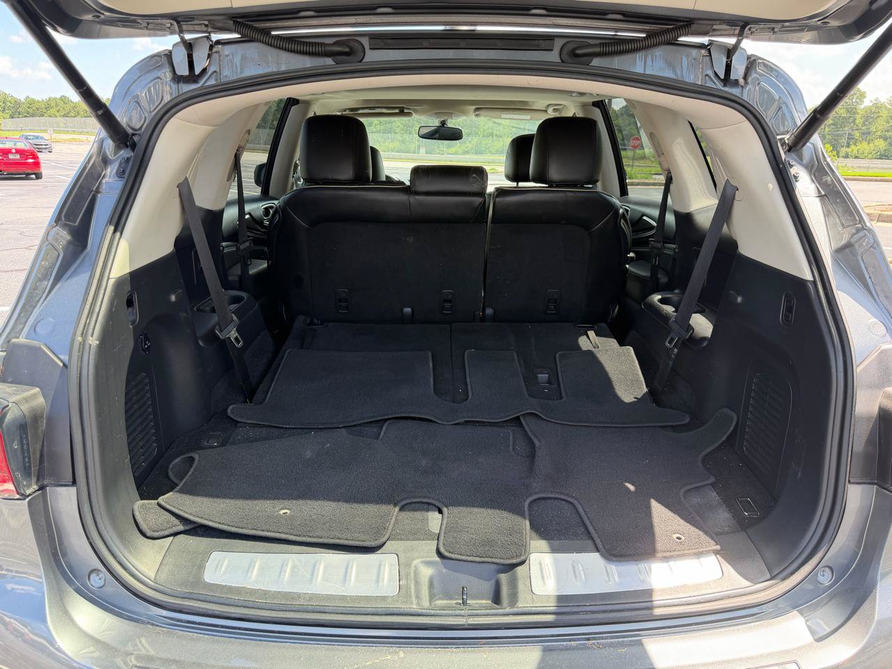 Used 2018 INFINITI QX60 Luxe w/ Premium Package AWD/4WD image 27