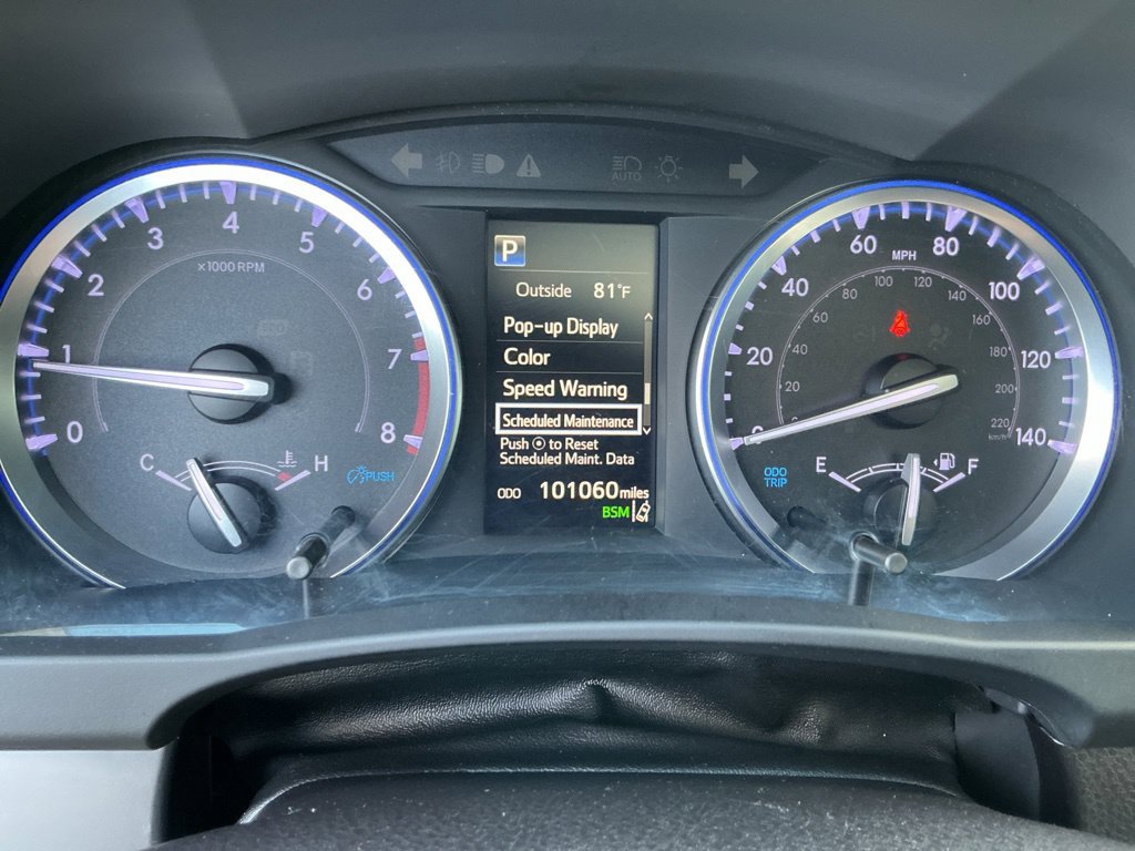 Used 2019 Toyota Highlander XLE AWD/4WD image 23