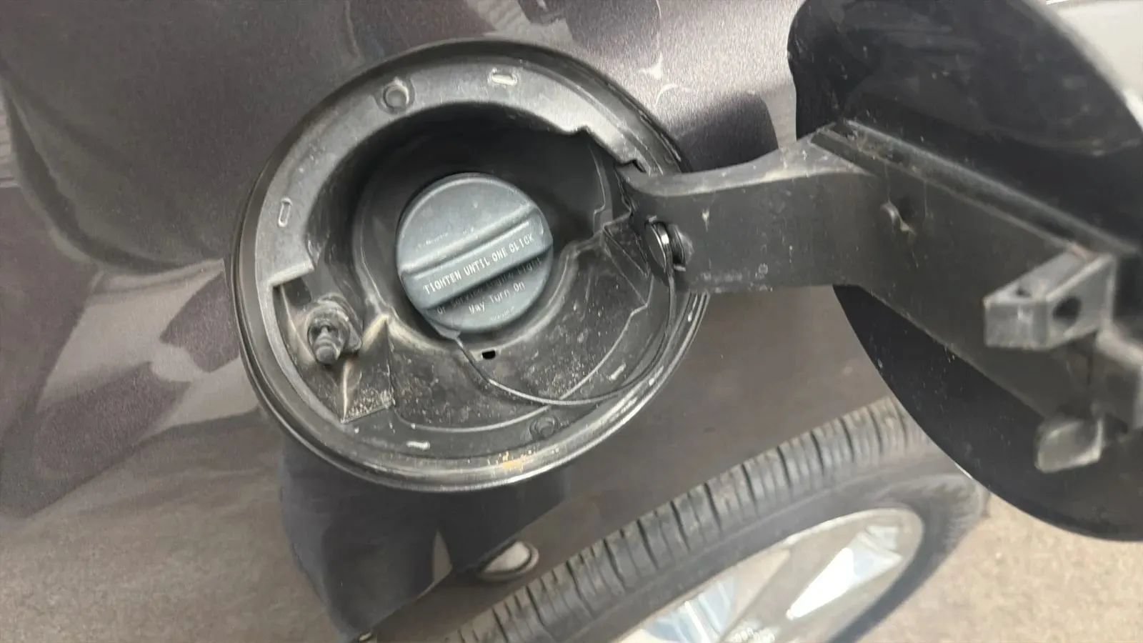 Used 2015 Chevrolet Equinox LTZ AWD/4WD image 28