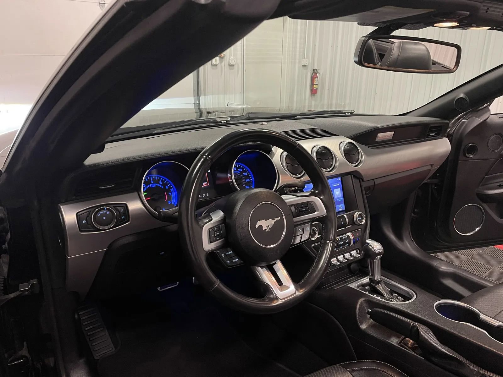Used 2019 Ford Mustang Premium image 37