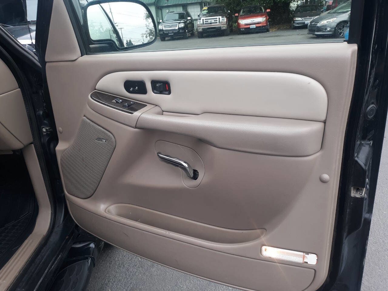 Used 2006 GMC Yukon Denali image 14