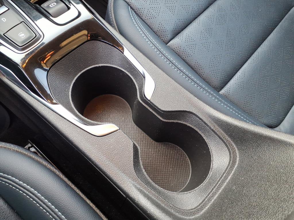 Used 2022 Chevrolet Bolt EUV Premier w/ Sun & Sound Package FWD image 25