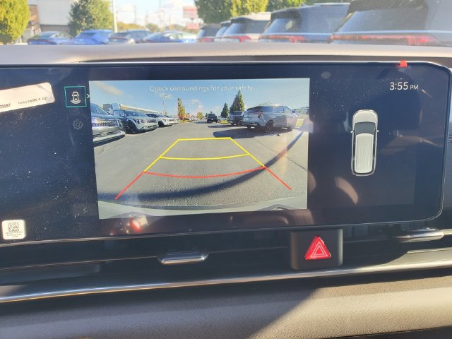 New 2026 Kia Carnival EX FWD image 25
