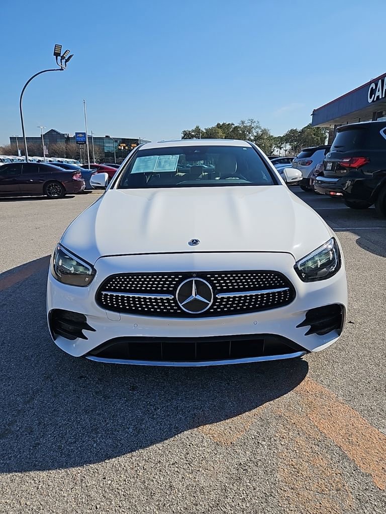 Used 2022 Mercedes-Benz E 350 4MATIC Sedan w/ AMG Line Exterior image 2