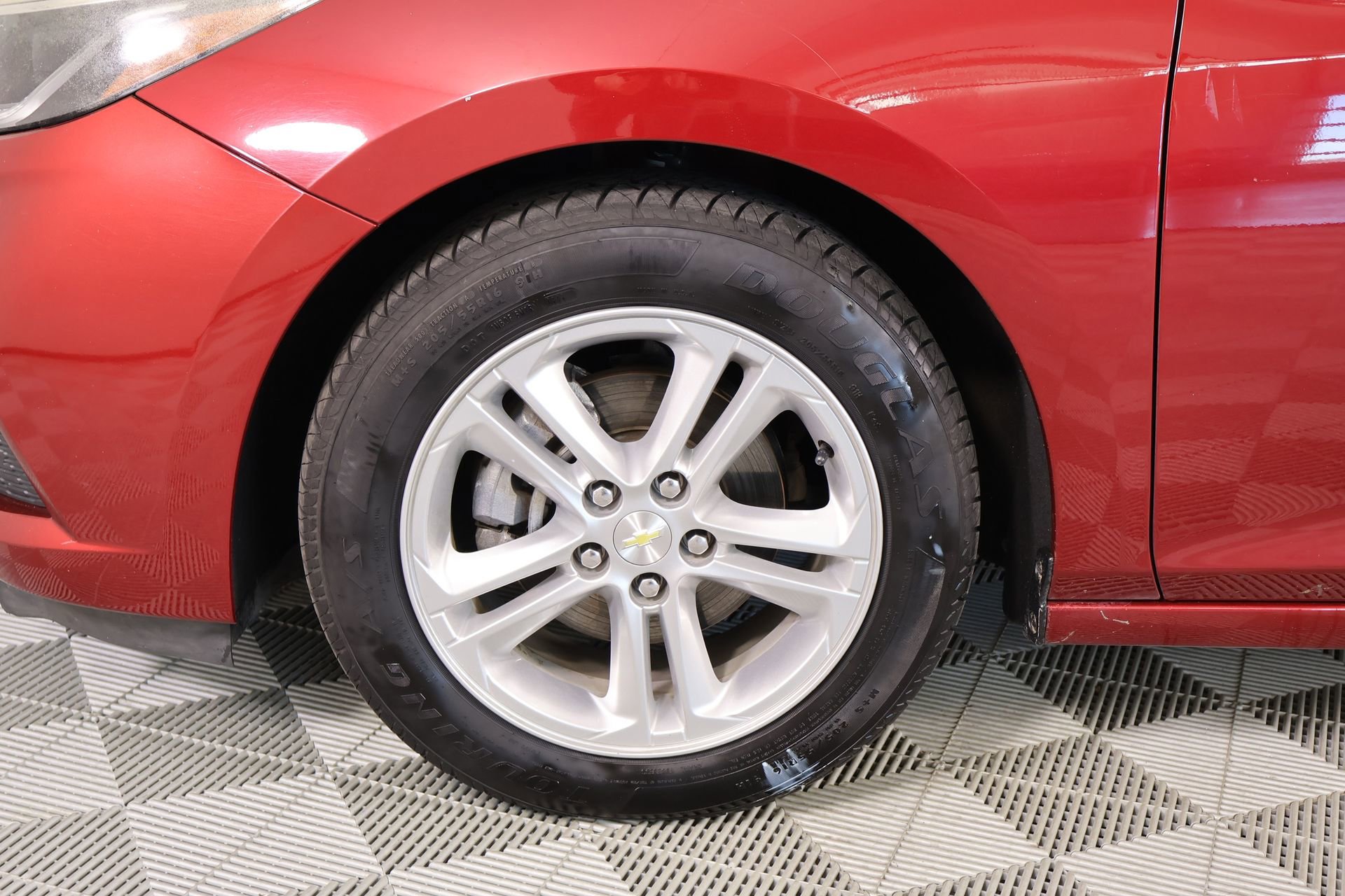 Used 2018 Chevrolet Cruze LT w/ Convenience Package image 17