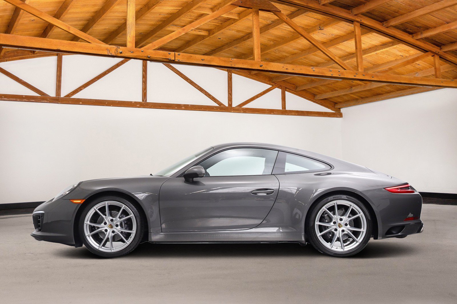 Used 2019 Porsche 911 Carrera image 5