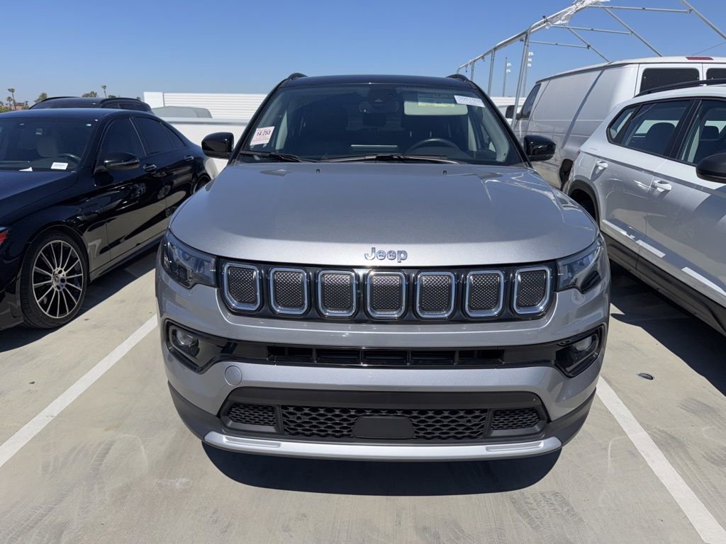 Used 2022 Jeep Compass Limited w/ Sun and Sound Group