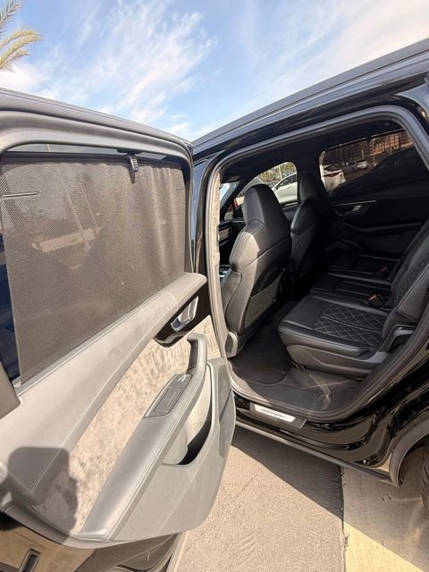 Used 2021 Audi SQ7 Prestige w/ Prestige Package image 3