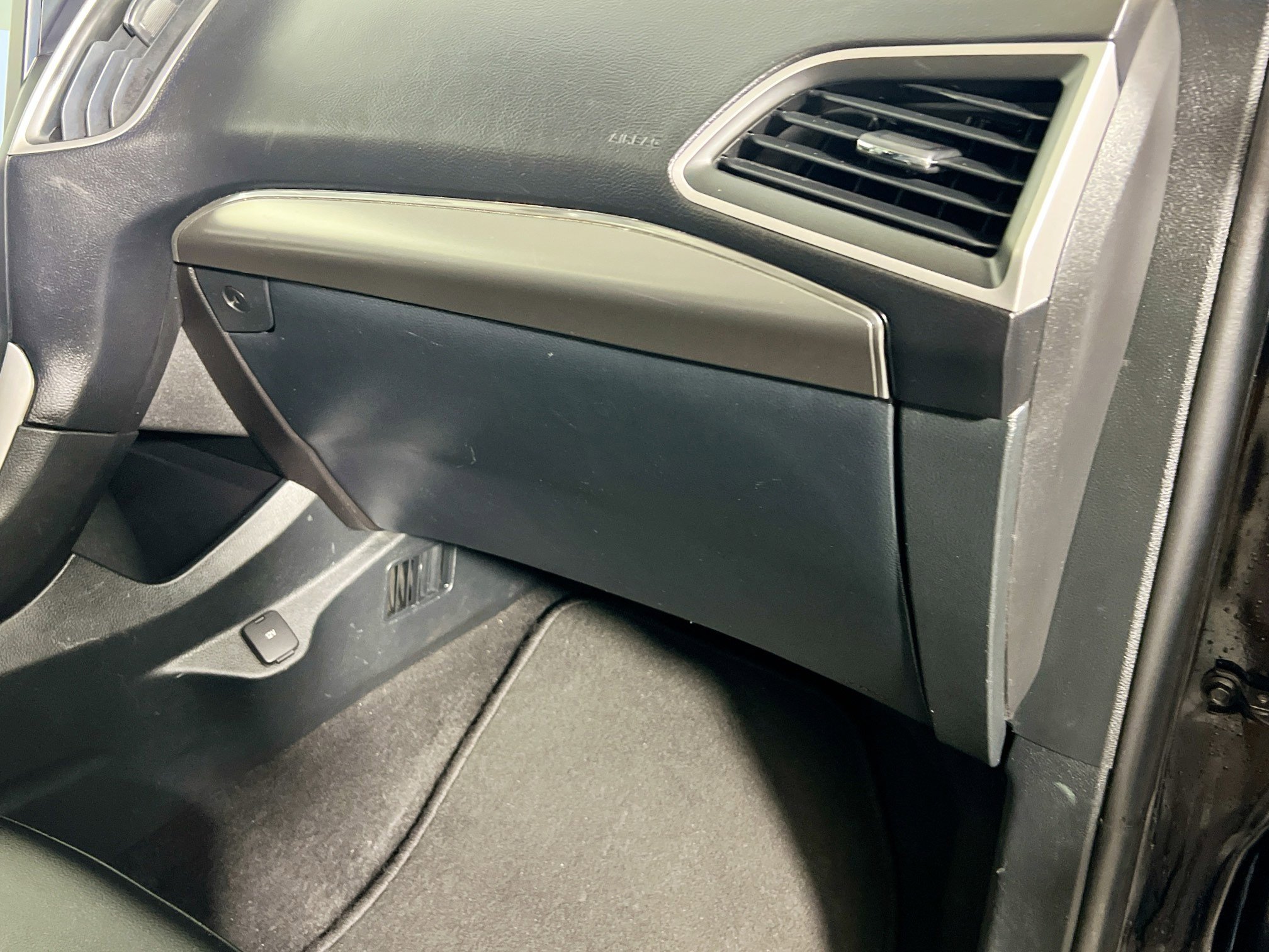 Used 2022 Ford Edge SEL image 35