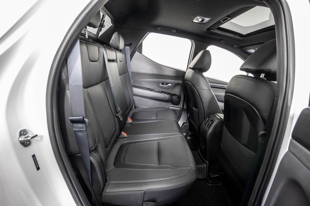 Used 2024 Hyundai Santa Cruz Limited image 12