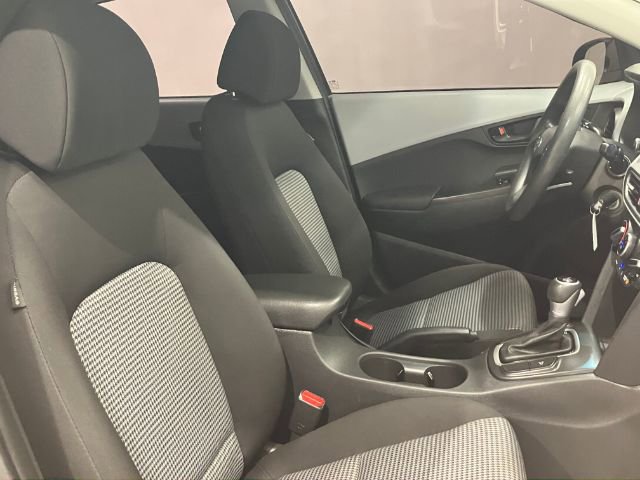 Used 2020 Hyundai Kona SE image 46