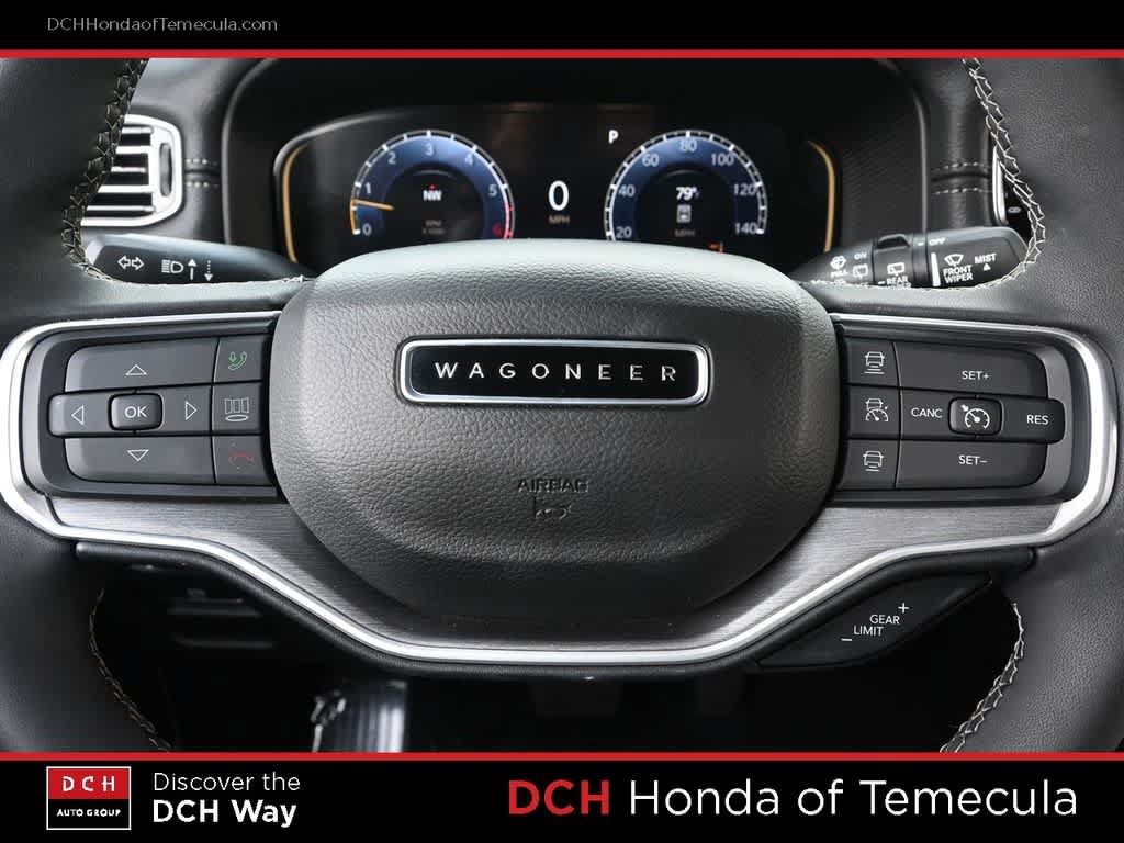 Used 2025 Jeep Wagoneer L Series II w/ Convenience Group I AWD/4WD image 9