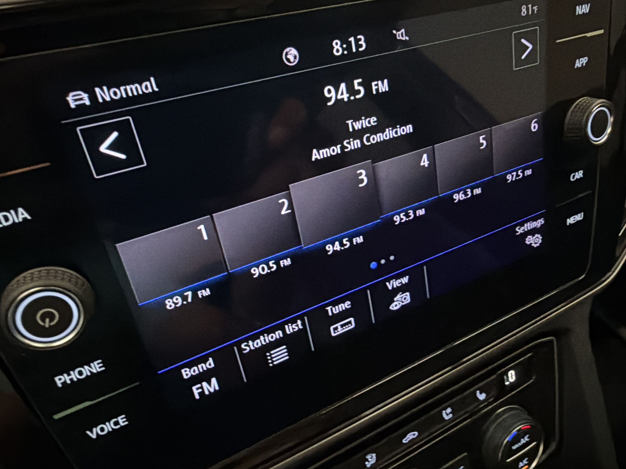 Used 2021 Volkswagen Atlas SEL Premium AWD/4WD image 22