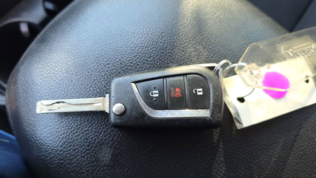 Used 2020 Toyota RAV4 LE image 36