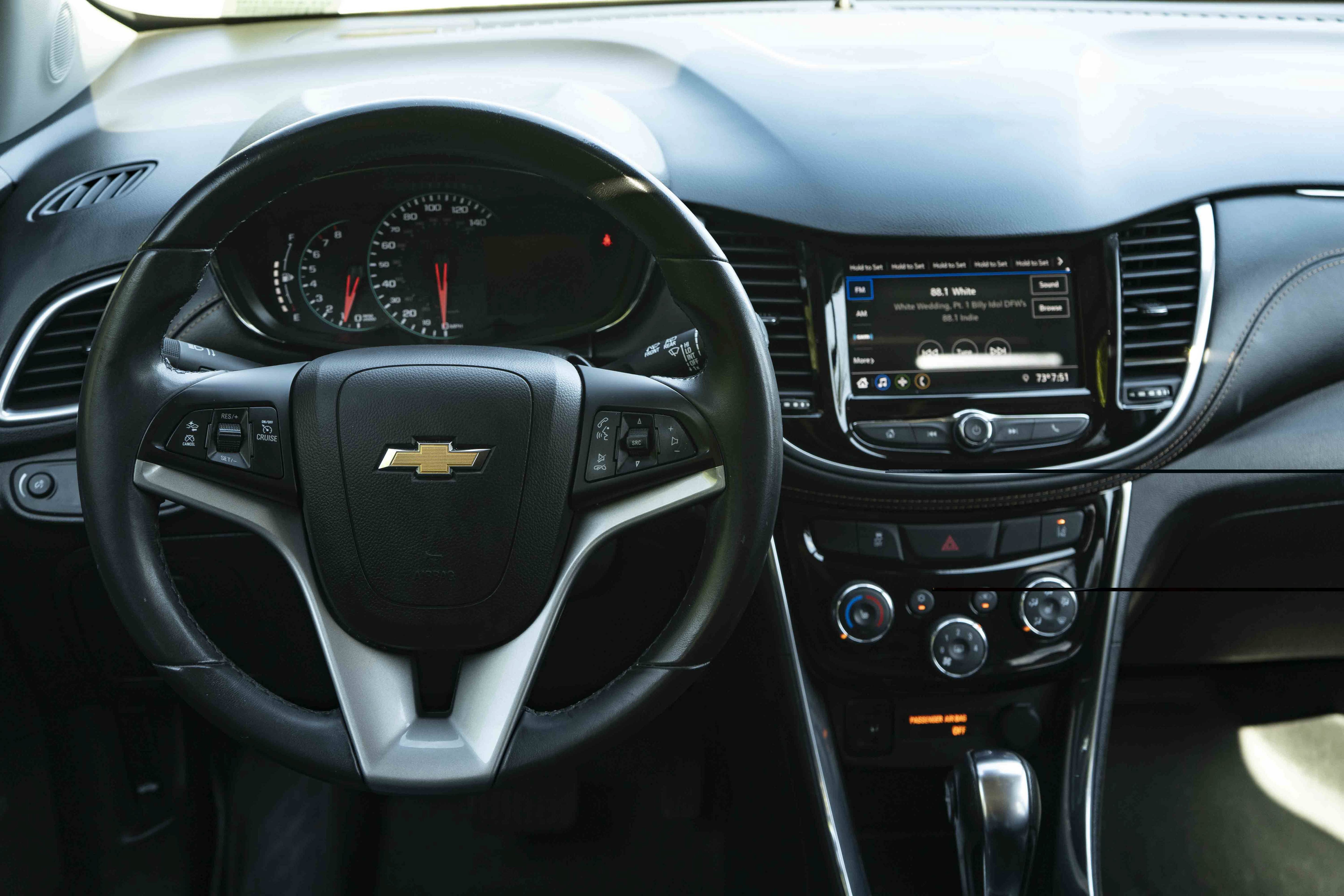 Used 2020 Chevrolet Trax Premier FWD image 18