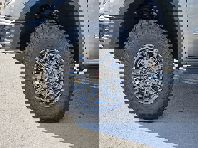 Used 2023 GMC Sierra 1500 AT4X image 13