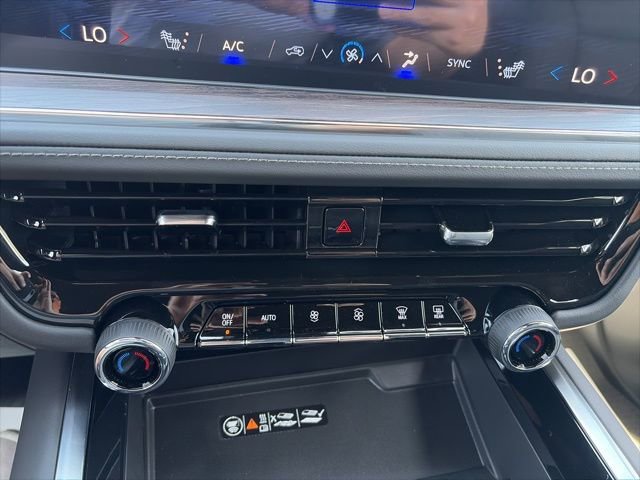 New 2026 Chevrolet Suburban LT image 23