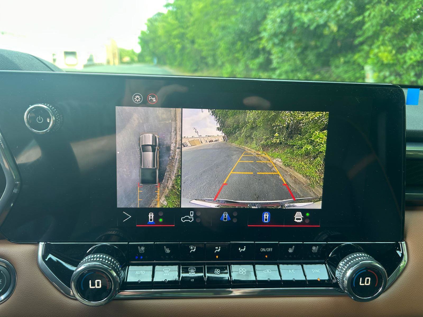 New 2026 GMC Canyon AT4 w/ Technology Plus Package AWD/4WD image 18