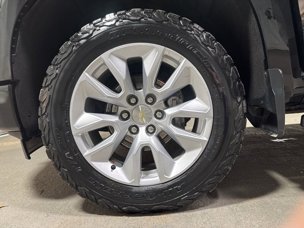 Used 2022 Chevrolet Silverado 1500 Custom image 34