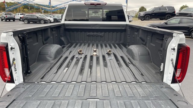 Used 2022 GMC Sierra 2500 AT4 image 5