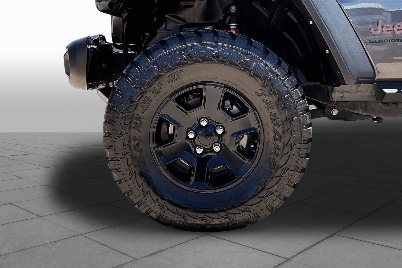 Used 2023 Jeep Gladiator Mojave w/ Trailer Tow Package AWD/4WD image 10