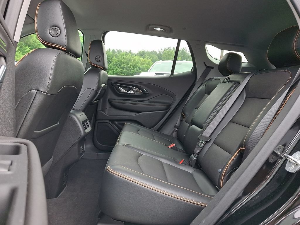 Certified 2023 GMC Terrain AT4 AWD/4WD image 7