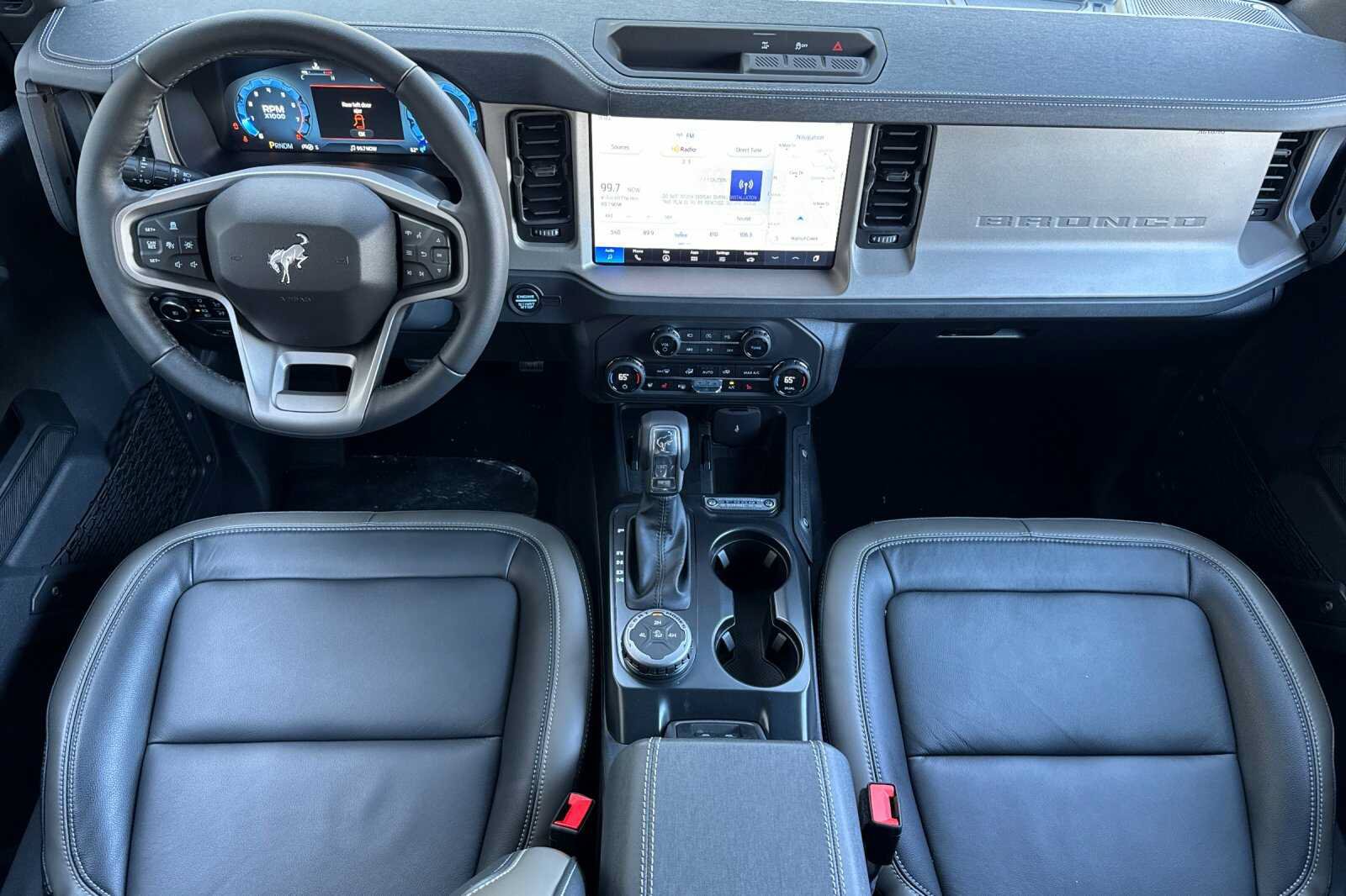 New 2025 Ford Bronco Outer Banks AWD/4WD image 10