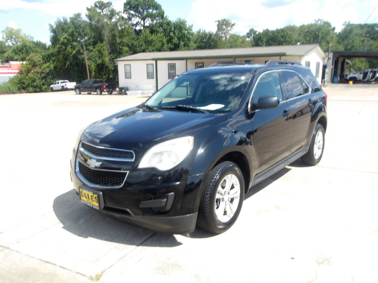 Used 2015 Chevrolet Equinox LT FWD image 2