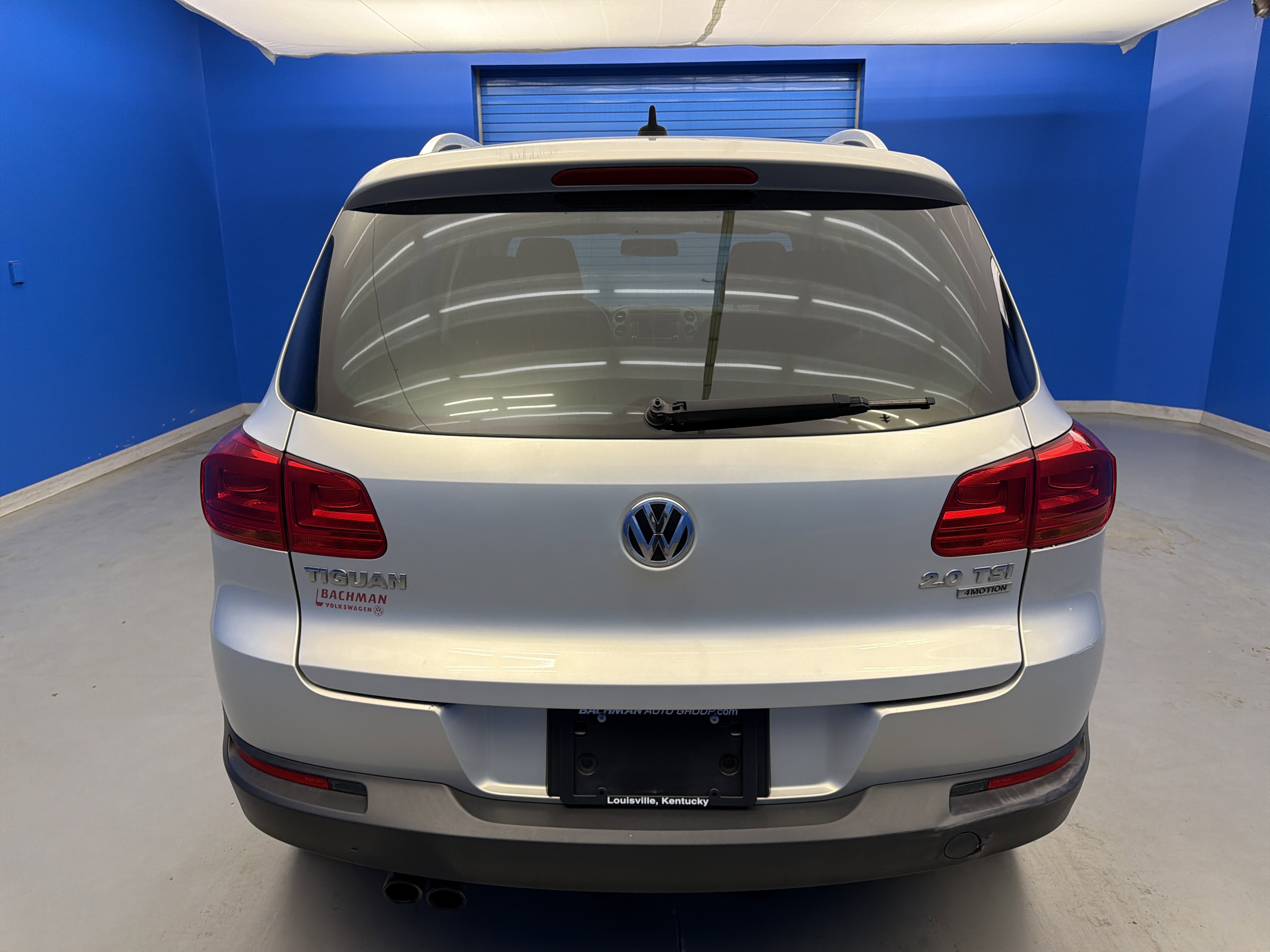 Used 2012 Volkswagen Tiguan SE AWD/4WD image 6