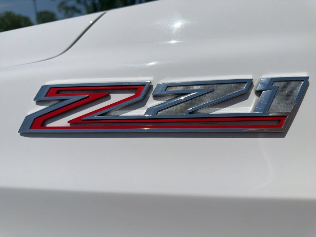 Used 2023 Chevrolet Suburban Z71 AWD/4WD image 11