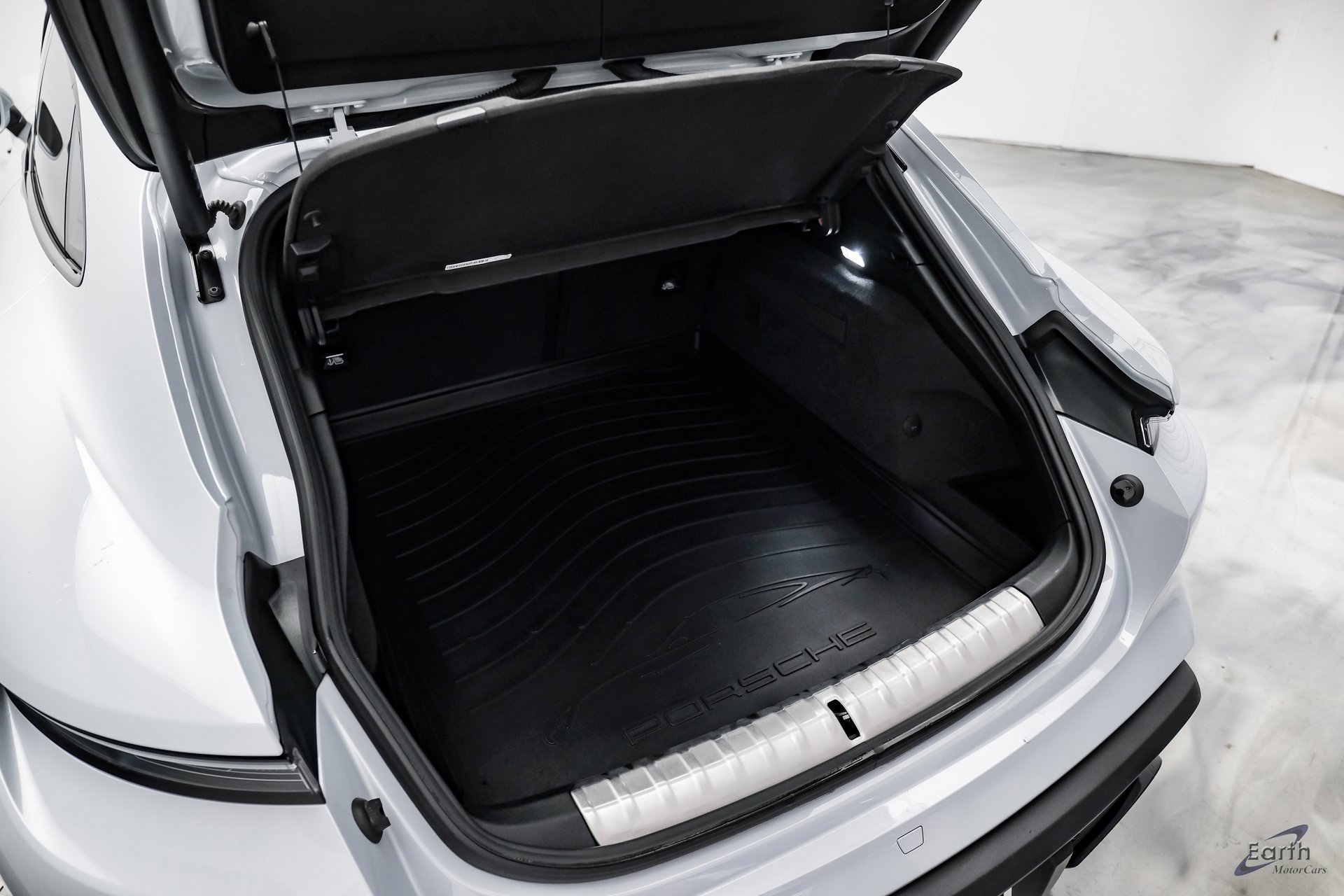 Used 2023 Porsche Taycan GTS w/ Premium Package image 89