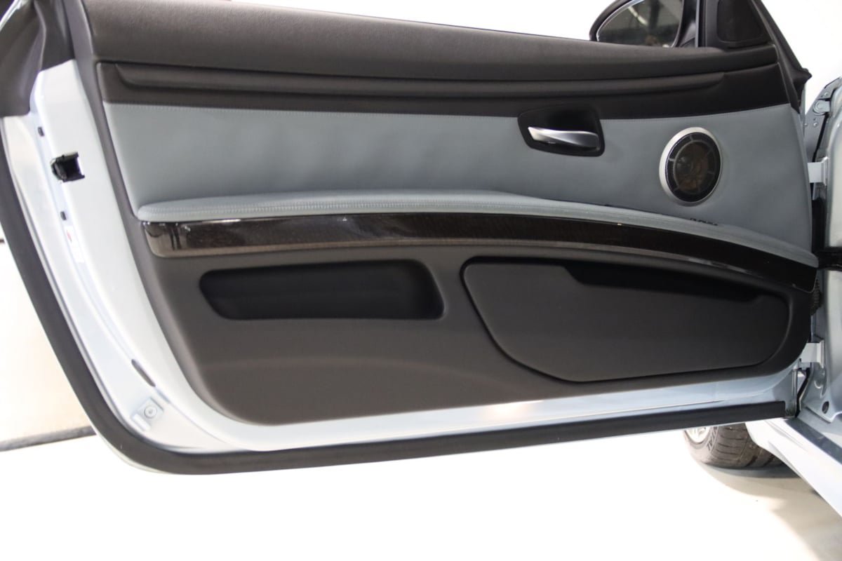 Used 2011 BMW M3 Convertible RWD image 40