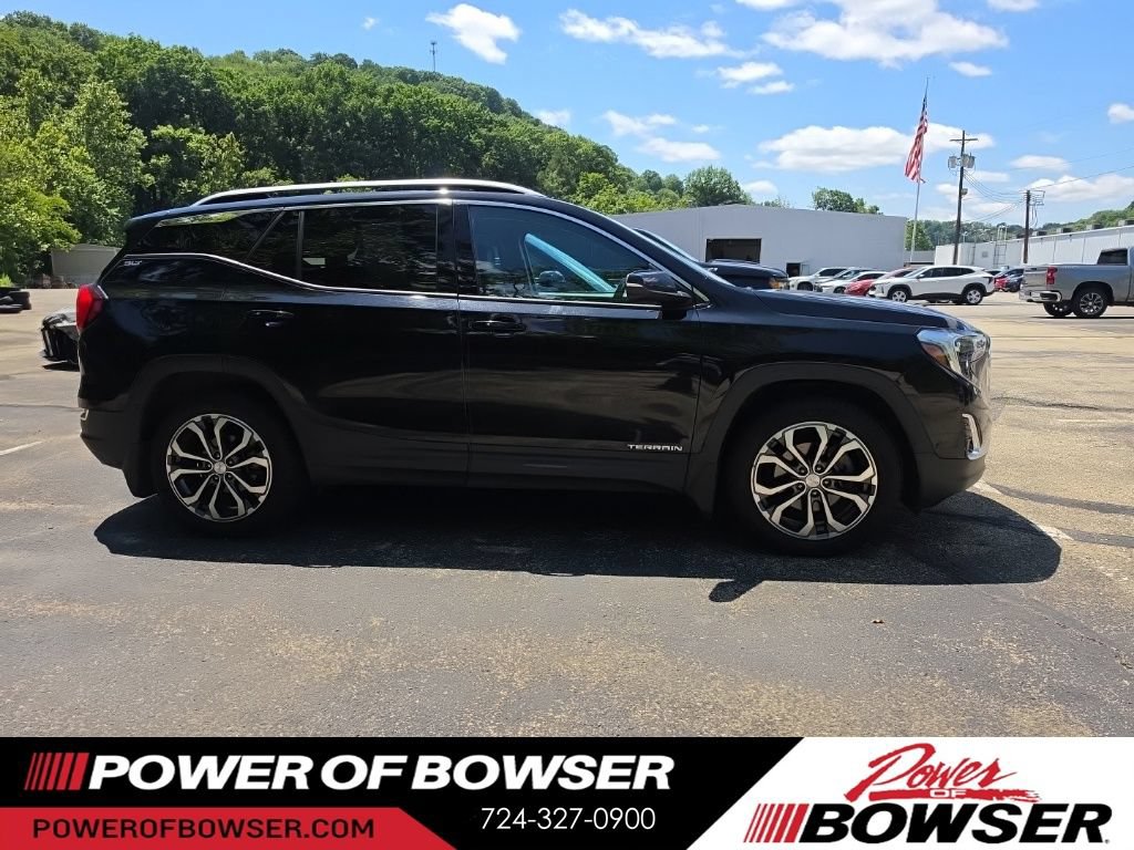 Used 2019 GMC Terrain SLT w/ Preferred Package AWD/4WD image 4