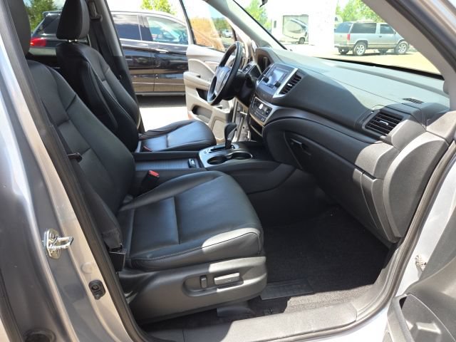 Used 2019 Honda Ridgeline RTL image 10