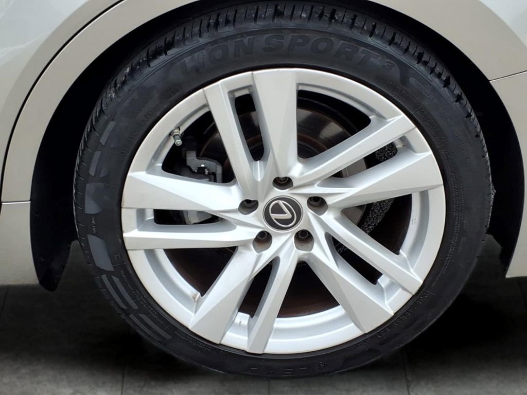 Used 2022 Lexus IS 300 w/ Accessory Package RWD image 9