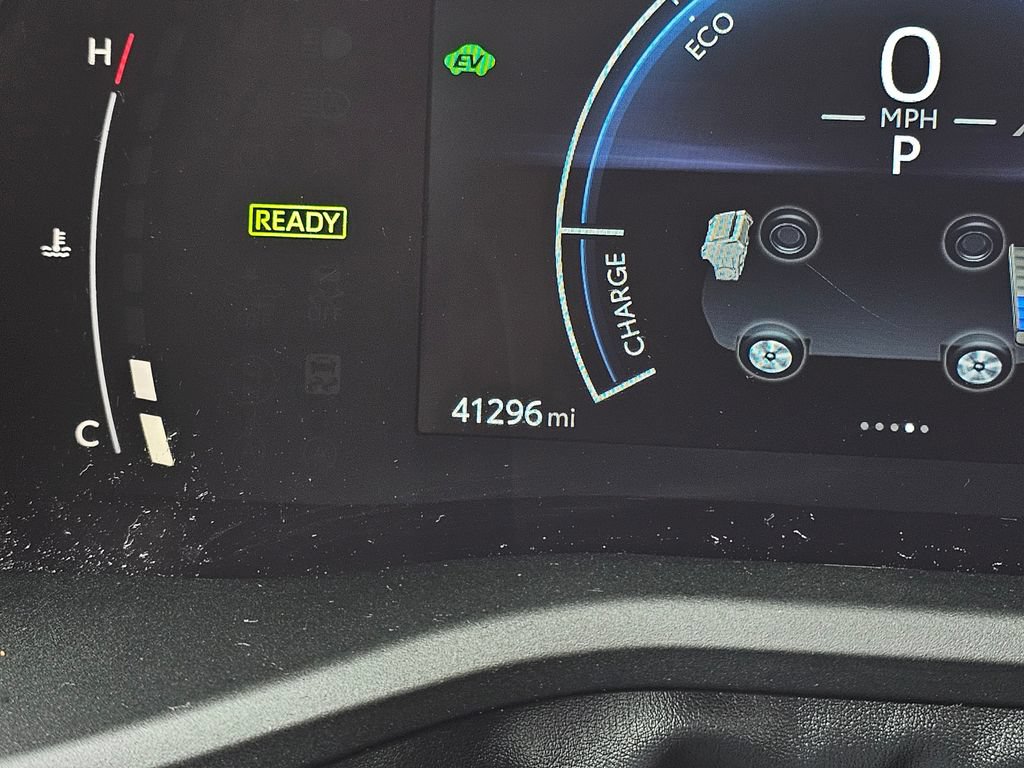 Used 2025 Toyota Camry SE FWD image 27