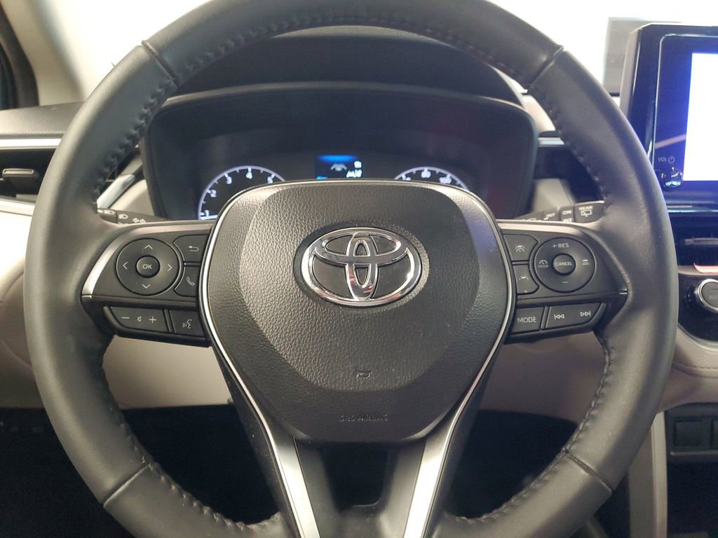 Used 2024 Toyota Corolla Cross LE image 18