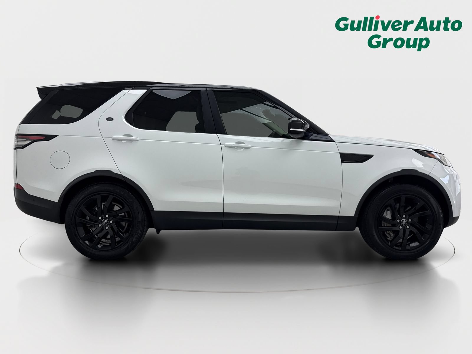 Used 2019 Land Rover Discovery SE AWD/4WD image 10