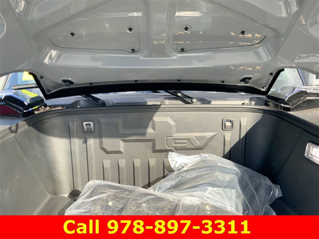 New 2025 GMC Hummer EV 2X image 32