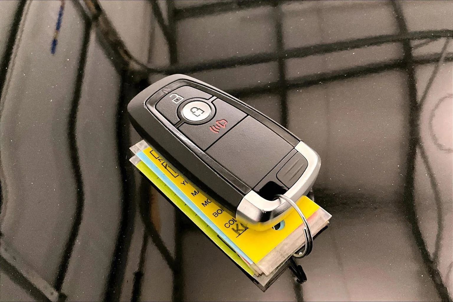 Used 2019 Ford EcoSport SE w/ SE Convenience Package image 9