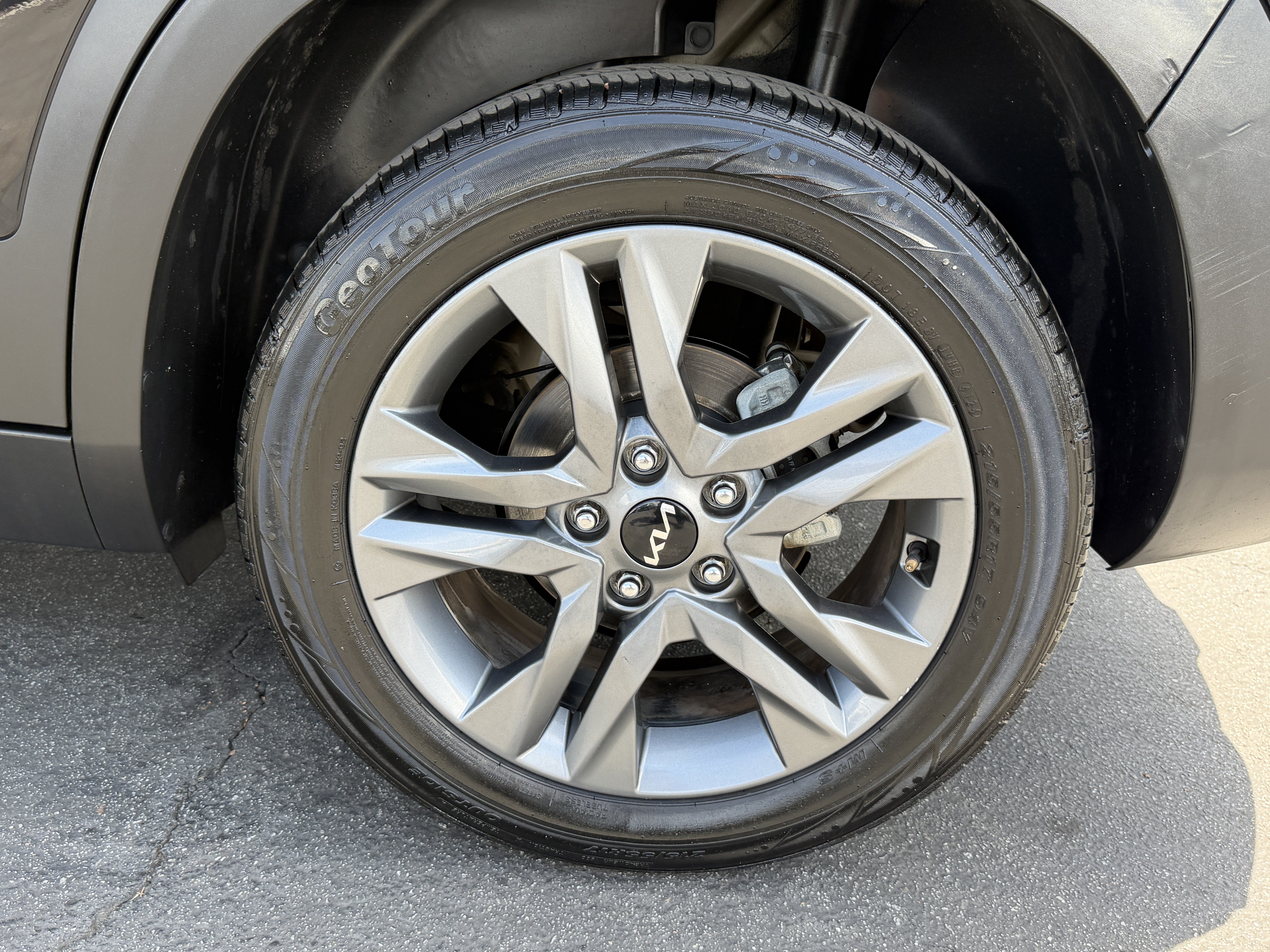 Used 2023 Kia Seltos S FWD image 11