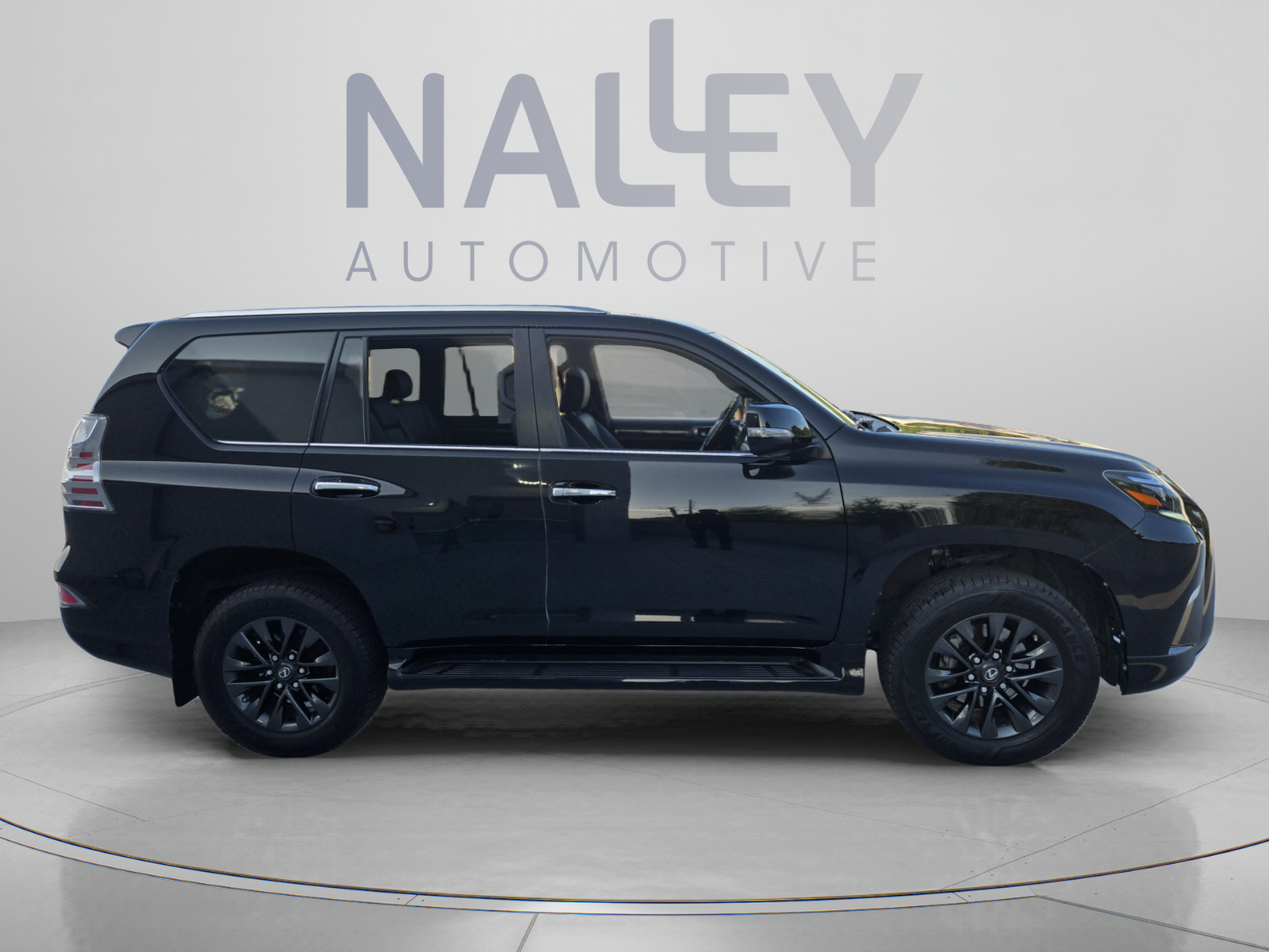 Certified 2022 Lexus GX 460 Premium w/ Premium Package AWD/4WD image 6