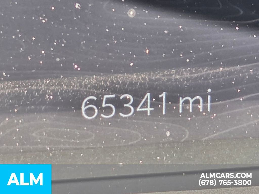 Used 2023 Jeep Wagoneer L Series III w/ Preferred Equipment Group image 28