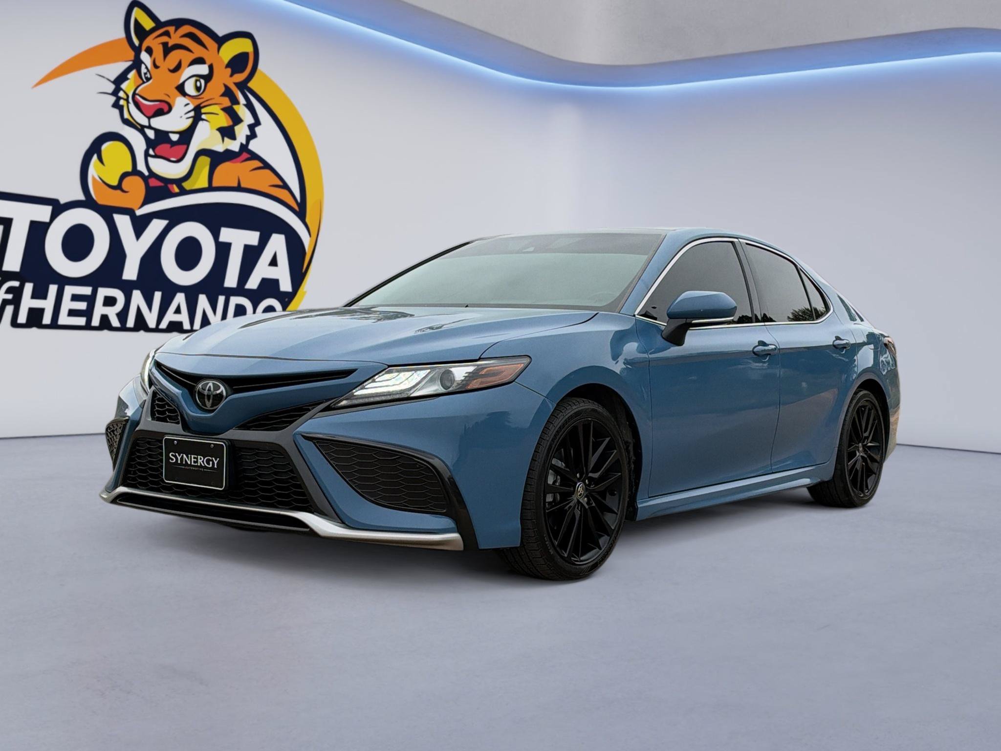 Used 2024 Toyota Camry XSE FWD image 1