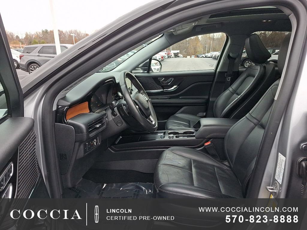 Used 2022 Lincoln Corsair Reserve w/ Elements Package image 13